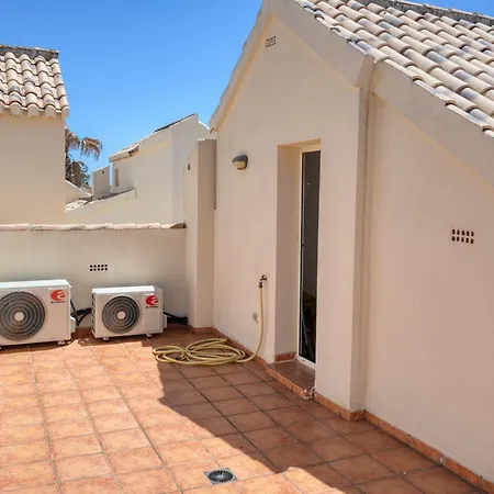 3160 Elegant Seafront House ماربيا