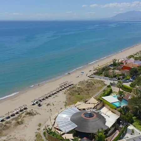 3160 Elegant Seafront House ماربيا